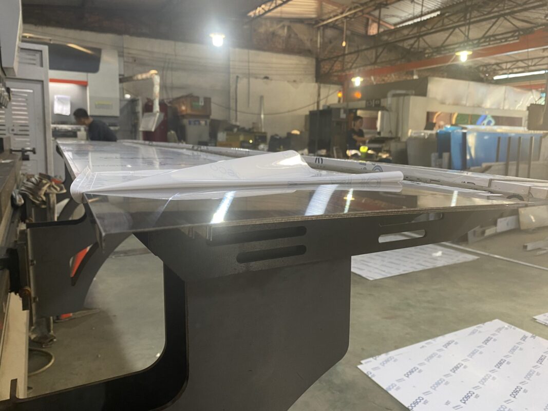 NẸP INOX TRẮNG XƯỚC 5 NEP-INOX-TRANG-XUOC