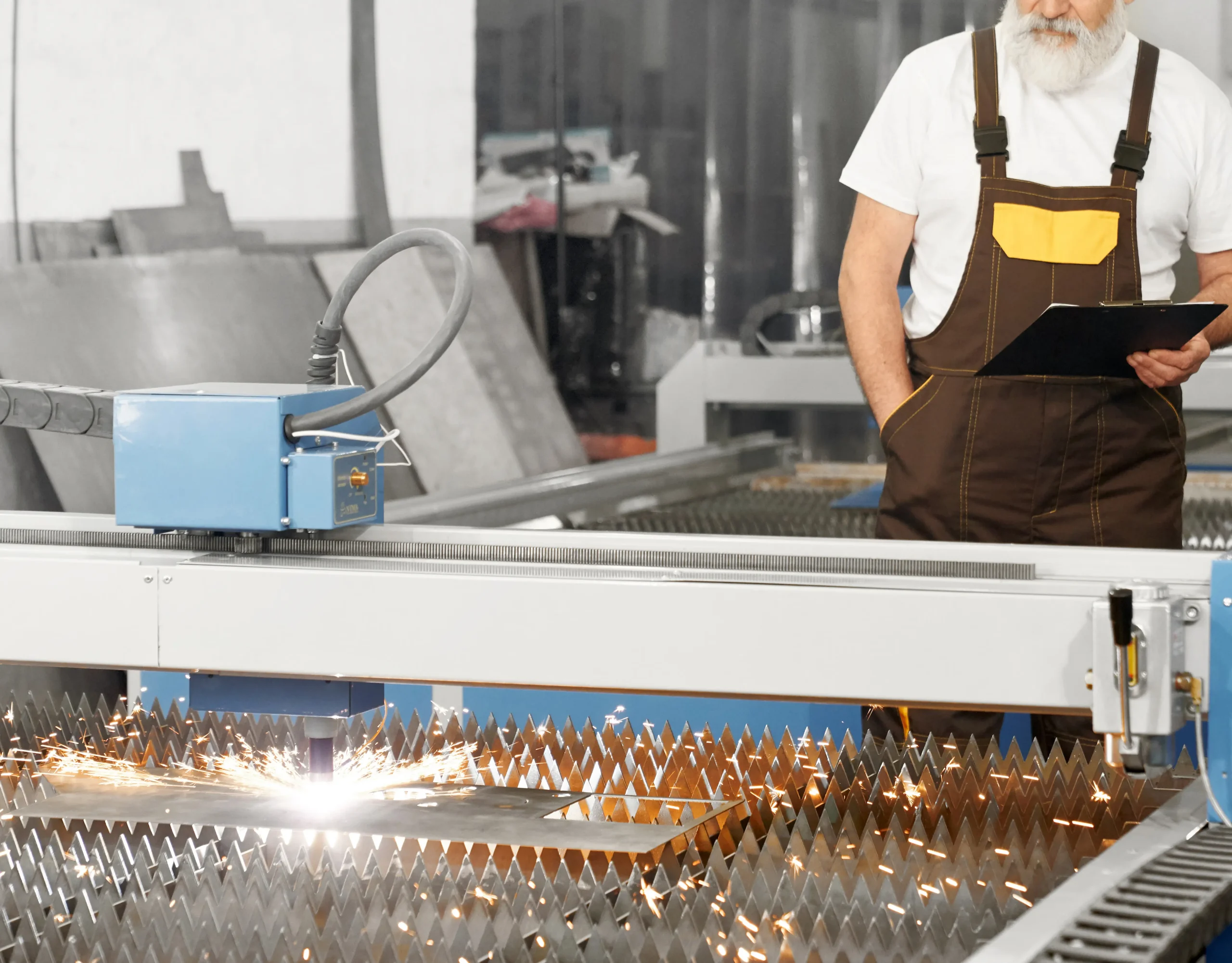 Cắt Laser Kim Loại – Dịch Vụ Gia Công Chính Xác, Uy Tín Tại TP.HCM